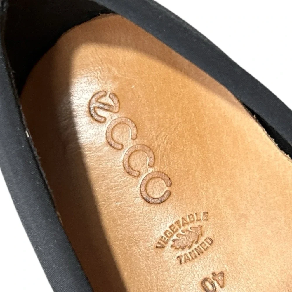 ECCO Felicia Black Slip On Wedge Loafer Women sz 9 Stretch Textile Comfort Shoe